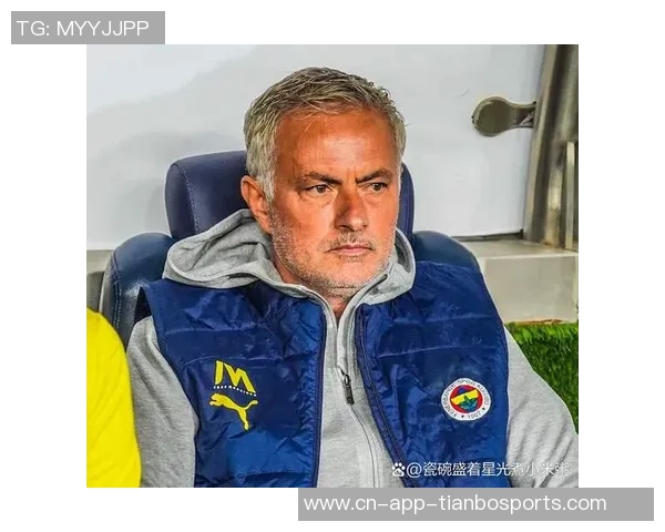 穆里尼奥执教生涯中的意外转折本菲卡前锋本欲加盟却转投费内巴切