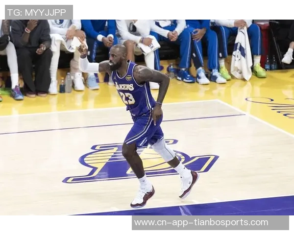 雷迪克分析老詹与卢卡的独特风格小里复出后需调整球权分配问题