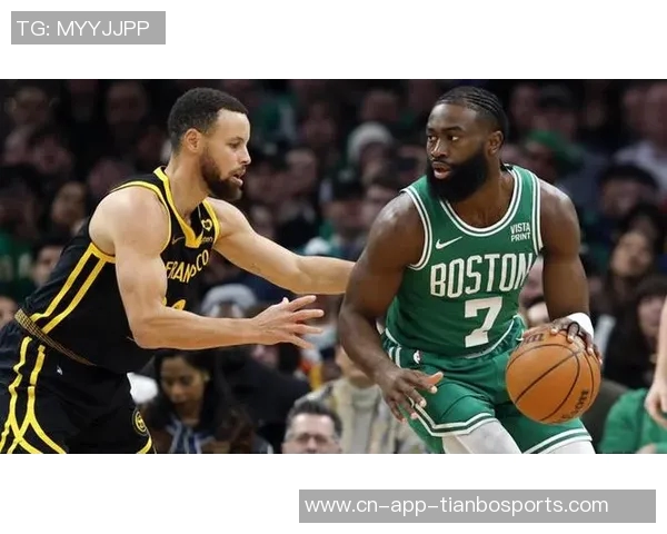 麦坎茨称赞杰伦布朗为后卫攻防一体最佳球员不谈文班与字母 麦坎茨称赞杰伦布朗为后卫攻防一体最佳球员不谈文班与字母