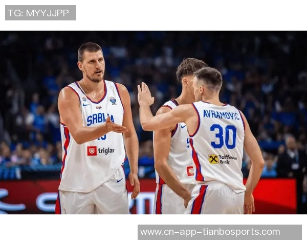 约基奇防守漏洞显著公牛球员轻松命中8至10记三分球 约基奇防守漏洞显著公牛球员轻松命中8至10记三分球